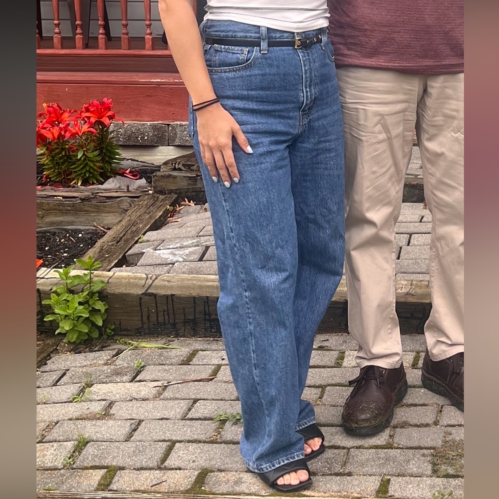 Levi's Women's High Rise Blue Jeans - Picture 6 of 6